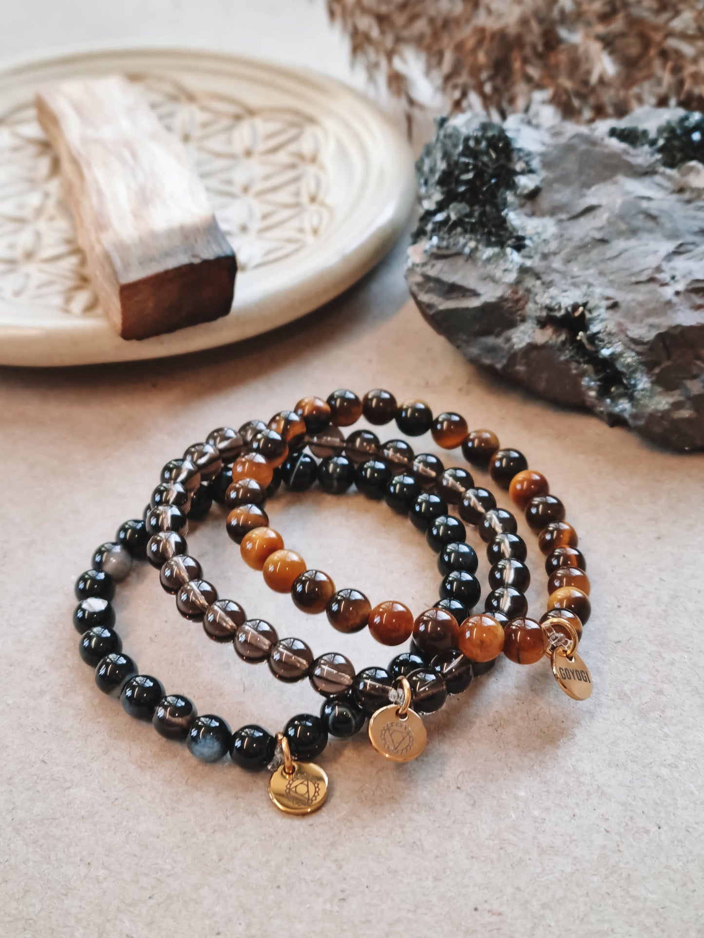 Mantra ENERGY bracelet - Insight, grounding and protection - tiger's eye, black agate and smoky quartz -