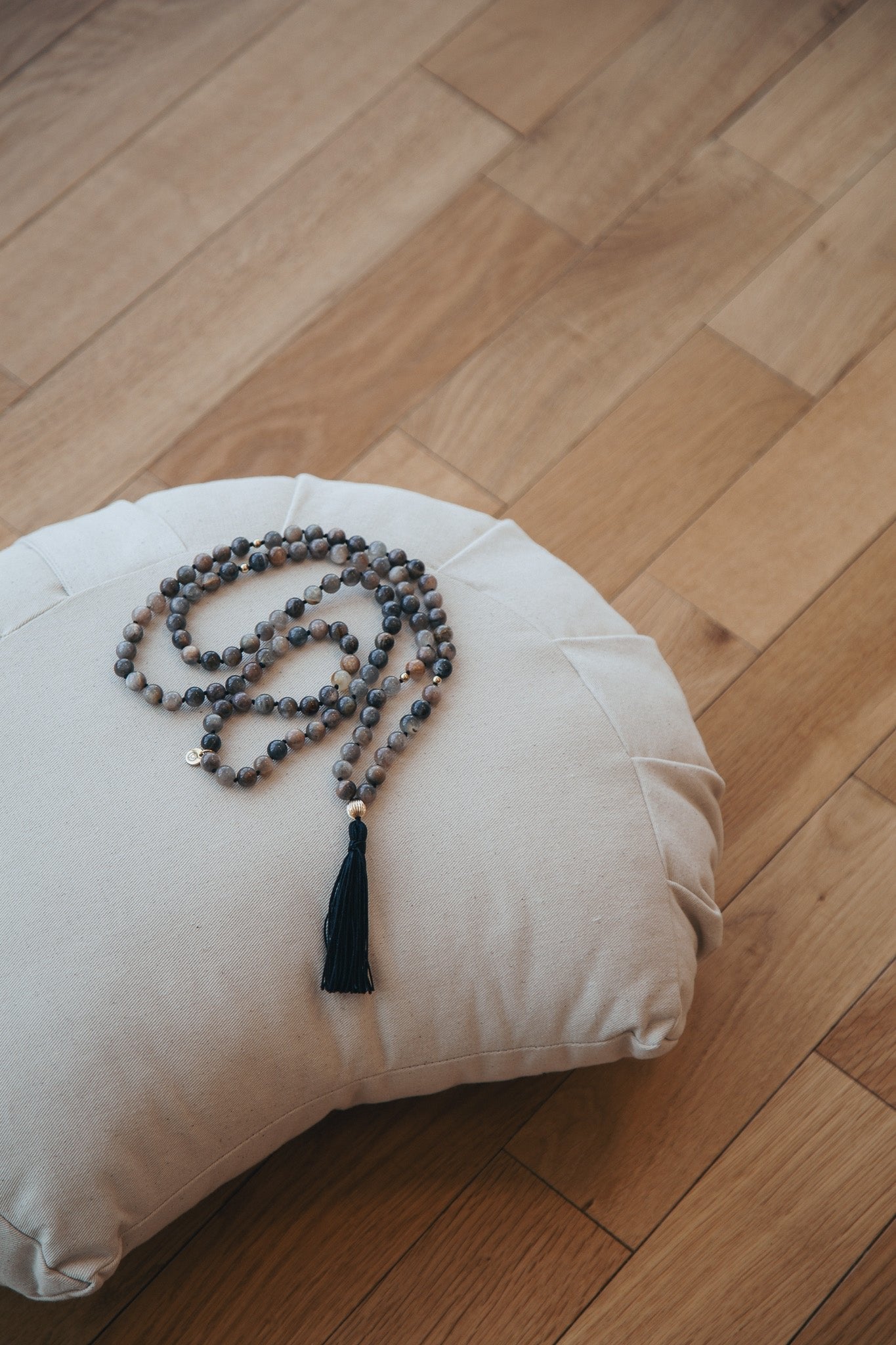 Mantra Mala - 'Jag är manifestatören' - Kanika -