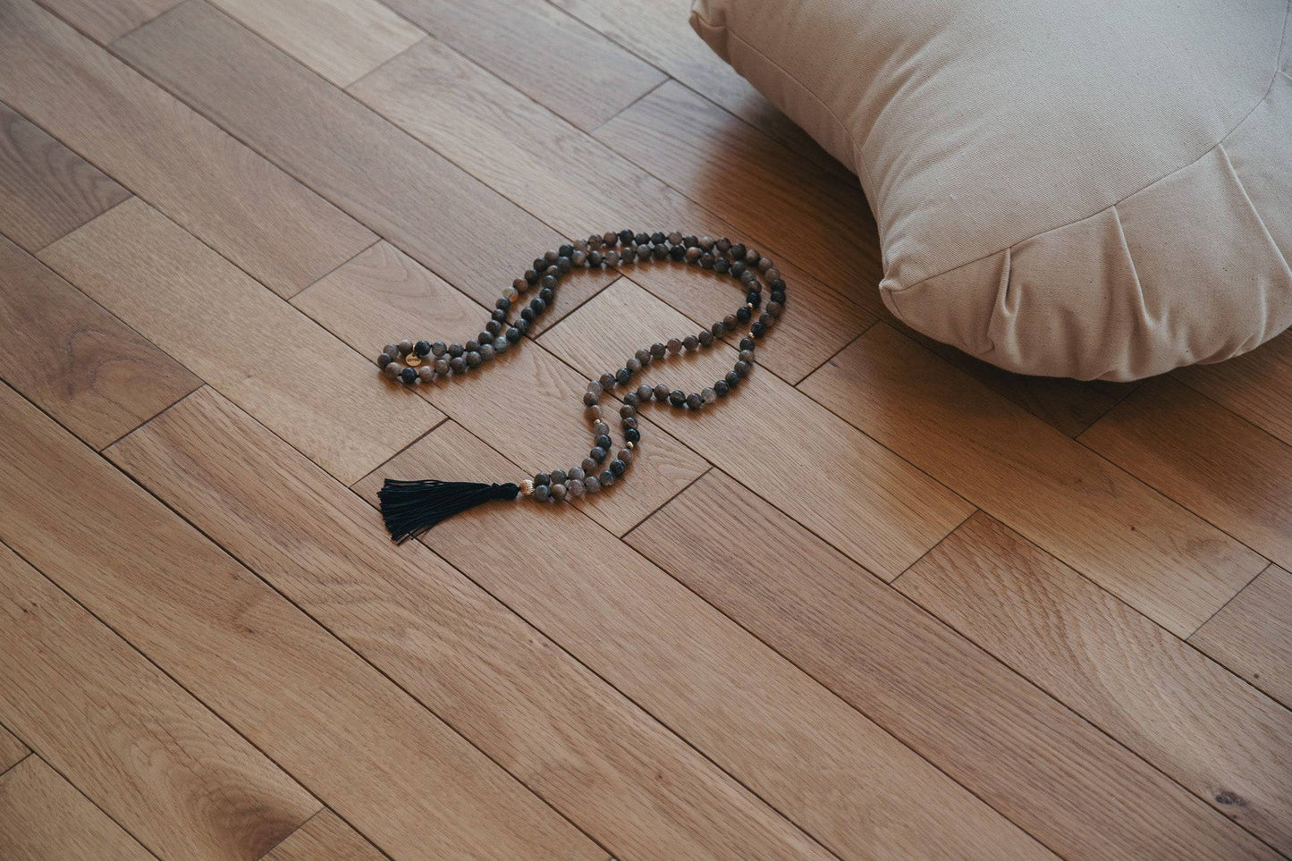 Mantra Mala - 'Jag är manifestatören' - Kanika -