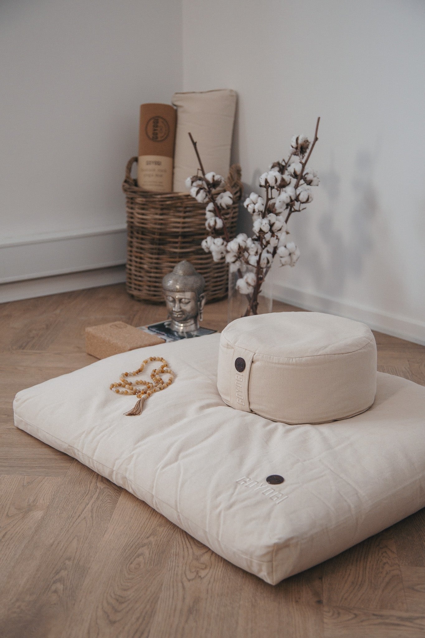Calm Organic Cotton Round Meditation Cushion - Natural