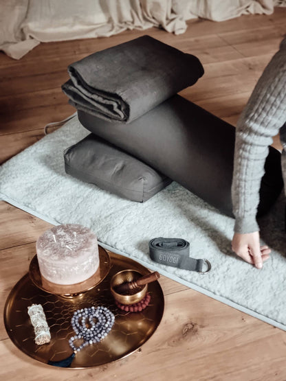 Calm Rektangulær Yoga Bolster - Dark Grey