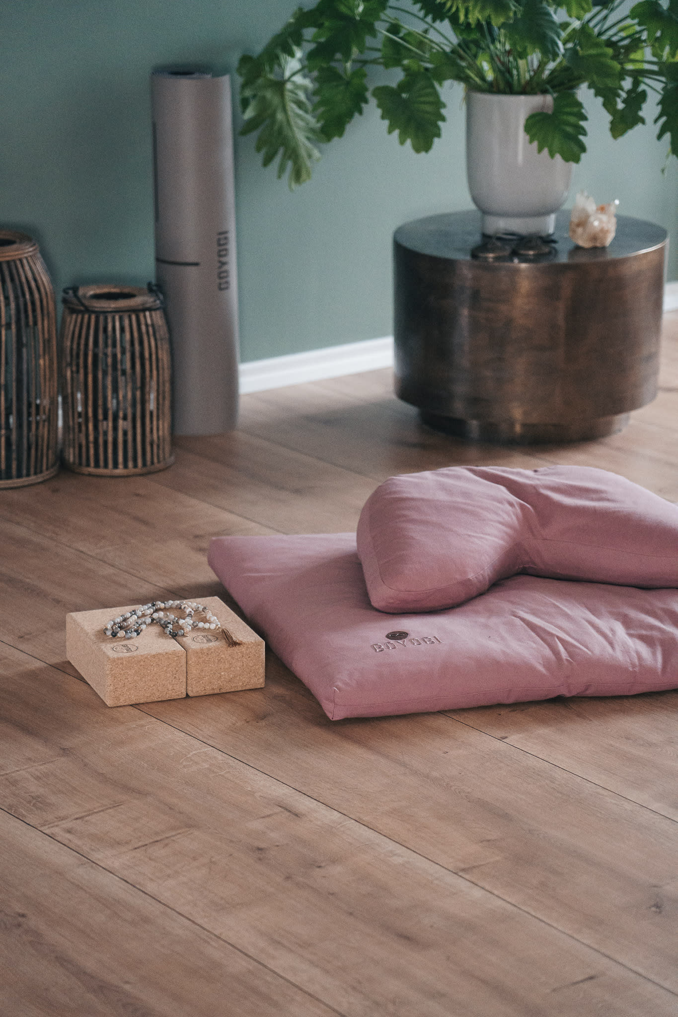 Calm Zafu Meditation Cushion - Rose