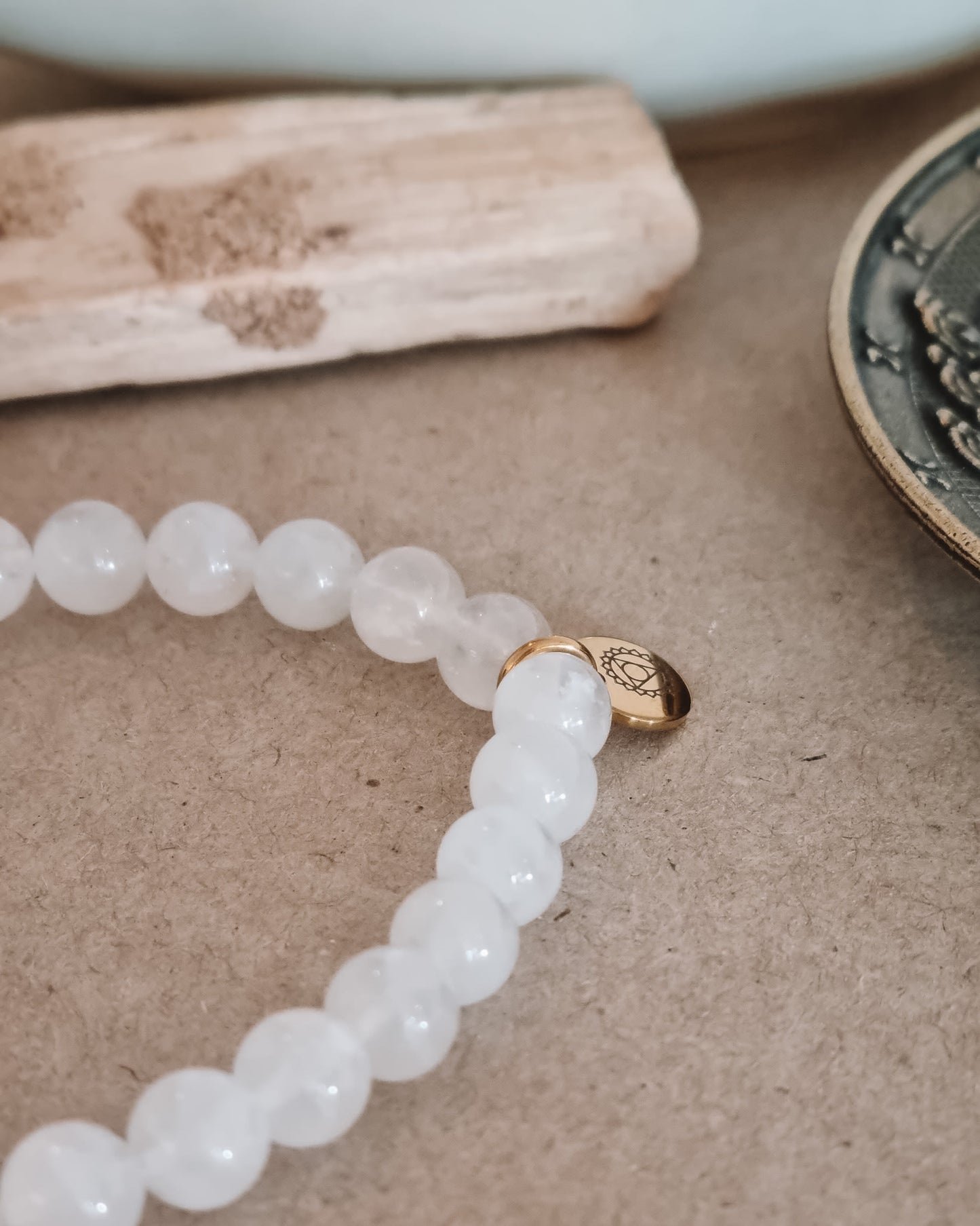 Mantra ENERGY Armband – Förnyelse – Vit Månsten -