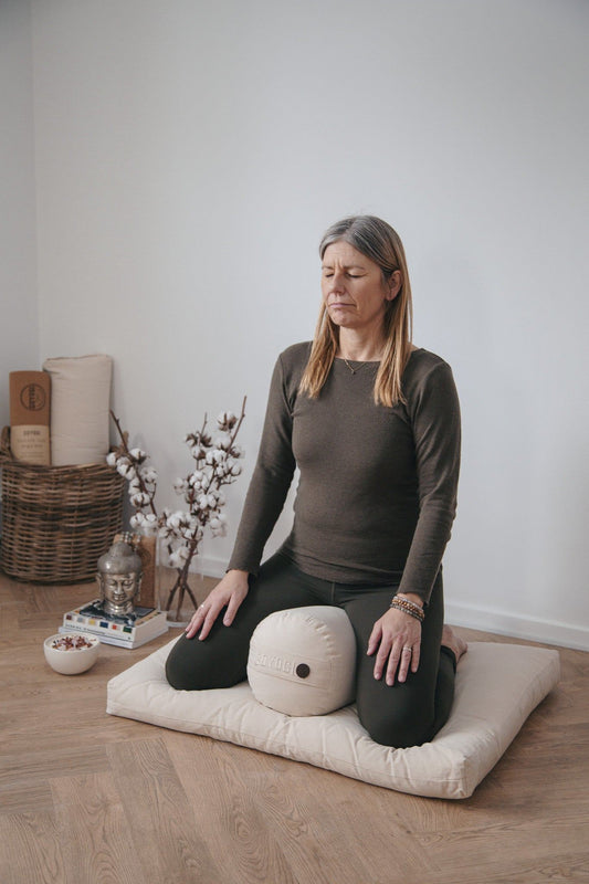 Calm Organic cotton Yoga Bolster - Natural