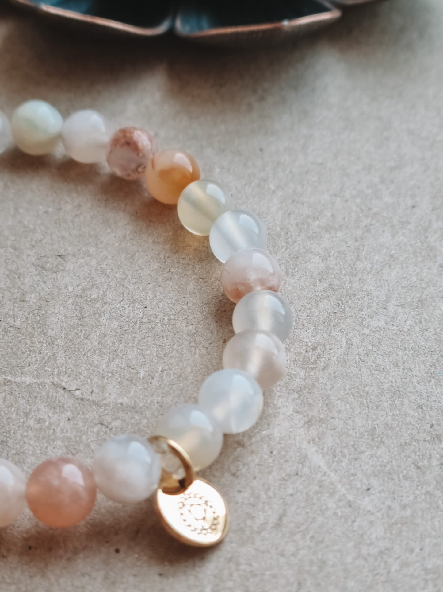 Mantra ENERGY armband – Passion – Blomsteragat -